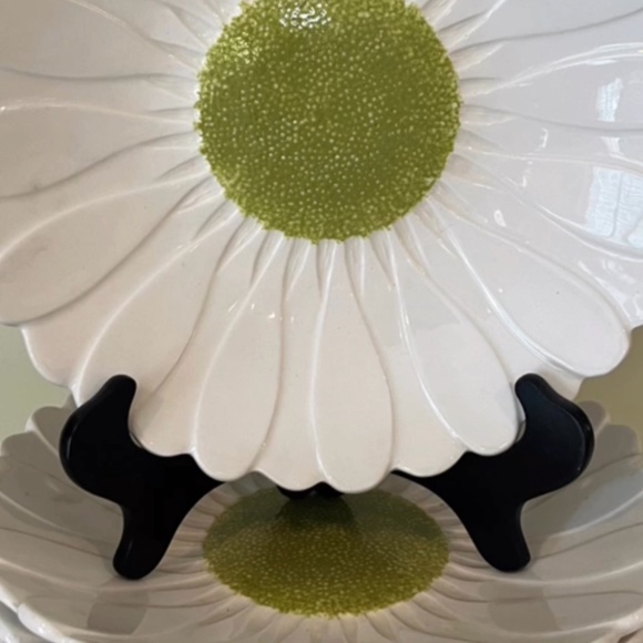 Set of 5 Gien white and green daisy plates - Picture 4 of 4
